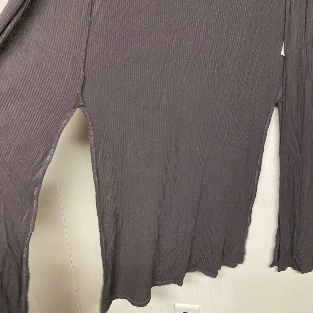 Cardigan - Picture 2 of 4